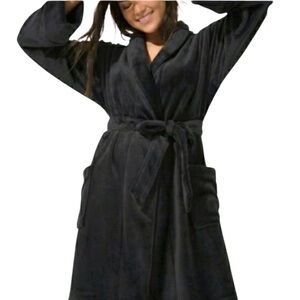Soma Plush Black S/M Plush Robe